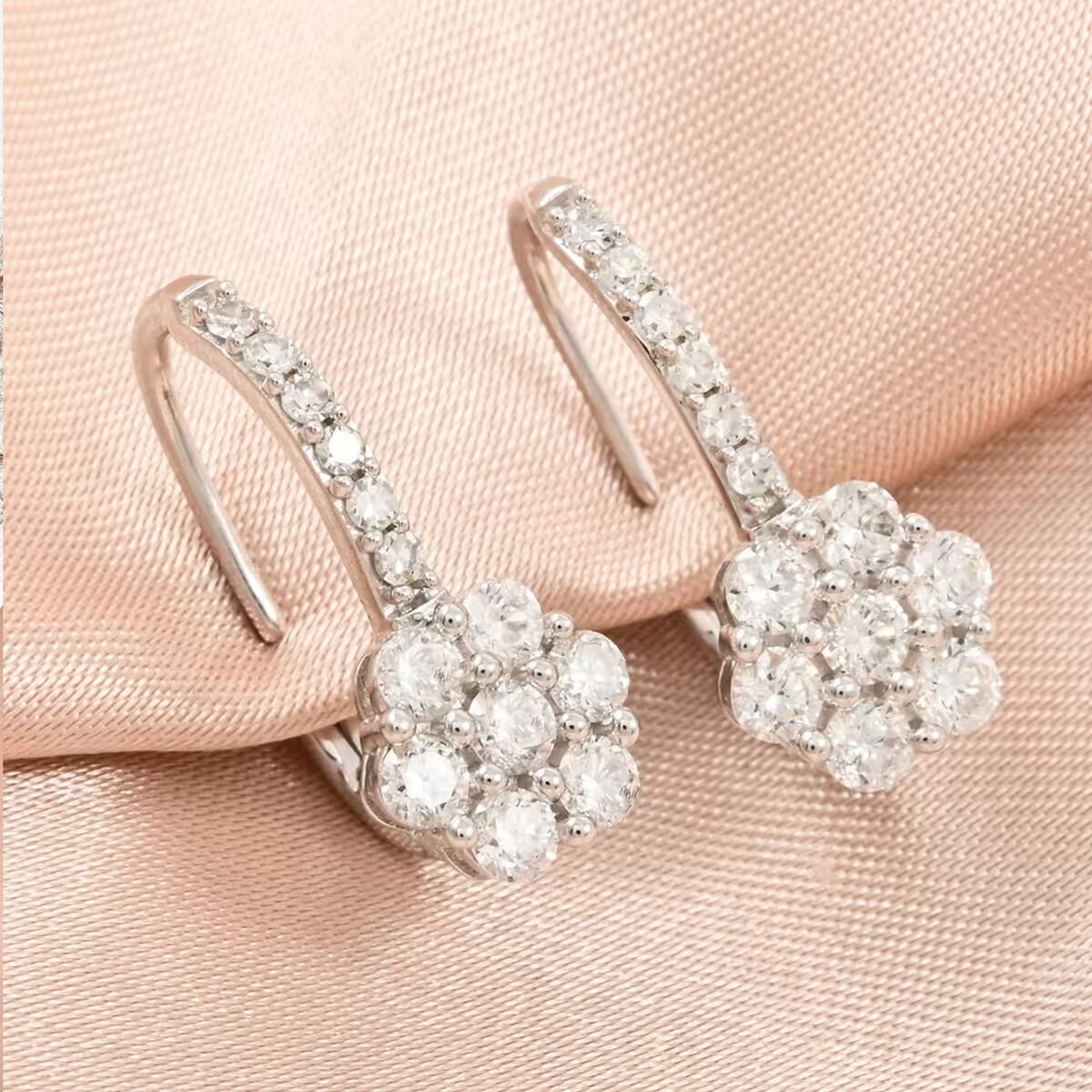 Luxuriant Lab Grown Diamond G-H SI 1.00 ctw Earrings in Sterling Silver  image number 7