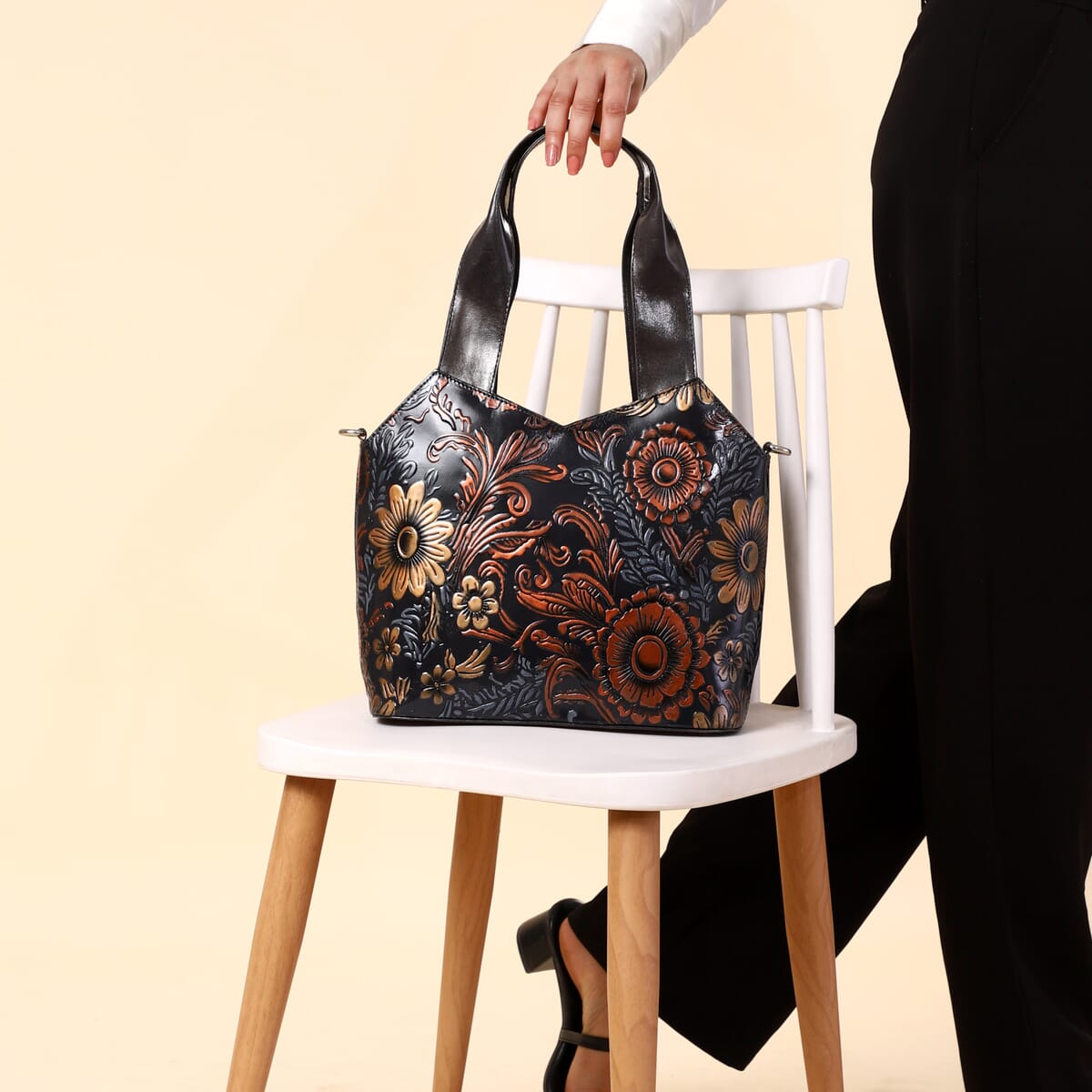 Vivid by Sukriti Dark Grey Colorful Poppy Hand Painted 100% Genuine Leather Tote Bag image number 2