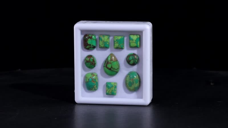 Mojave Green Turquoise Assorted Box (Mix Mix mm) 50.00 ctw