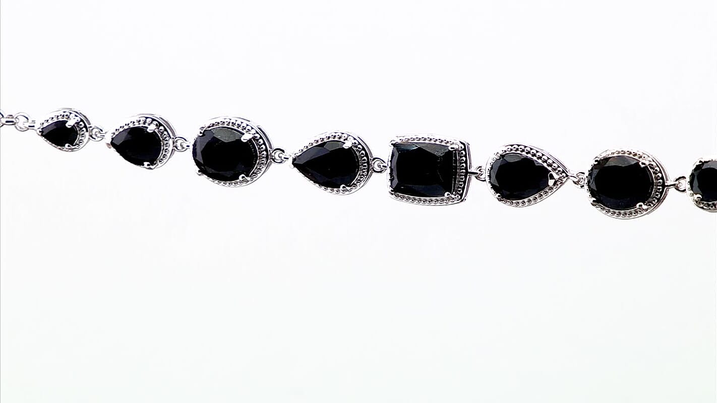 Karis California Black Jade 15.70 ctw Bracelet in Platinum Bond (6.50 In)