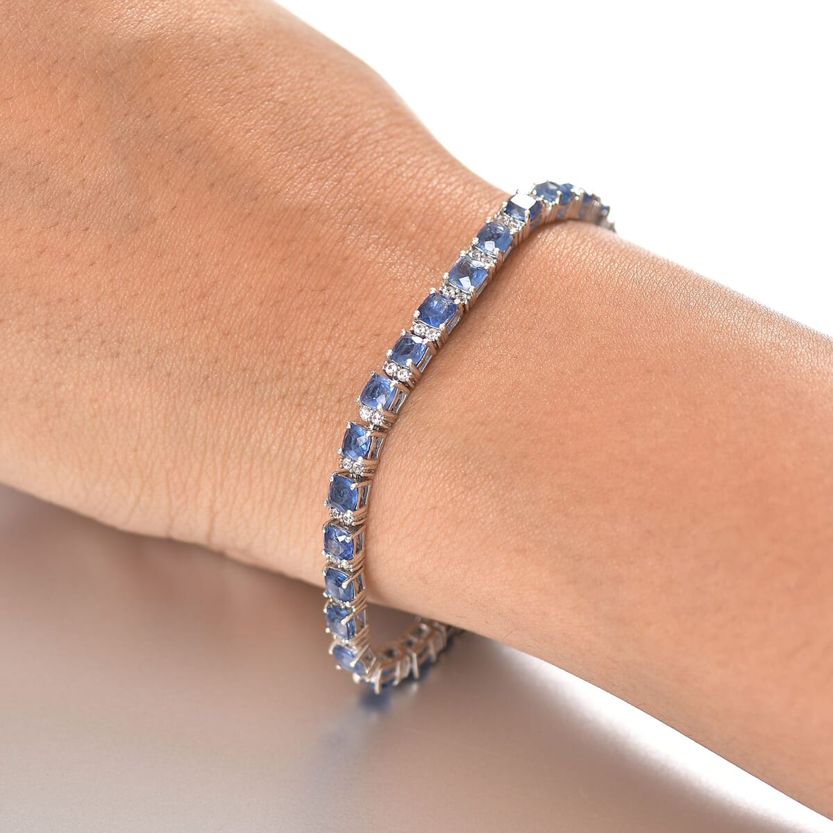 Kashmir Kyanite and White Zircon 15.60 ctw Tennis Bracelet in Rhodium Over Sterling Silver (8.00 In) image number 2