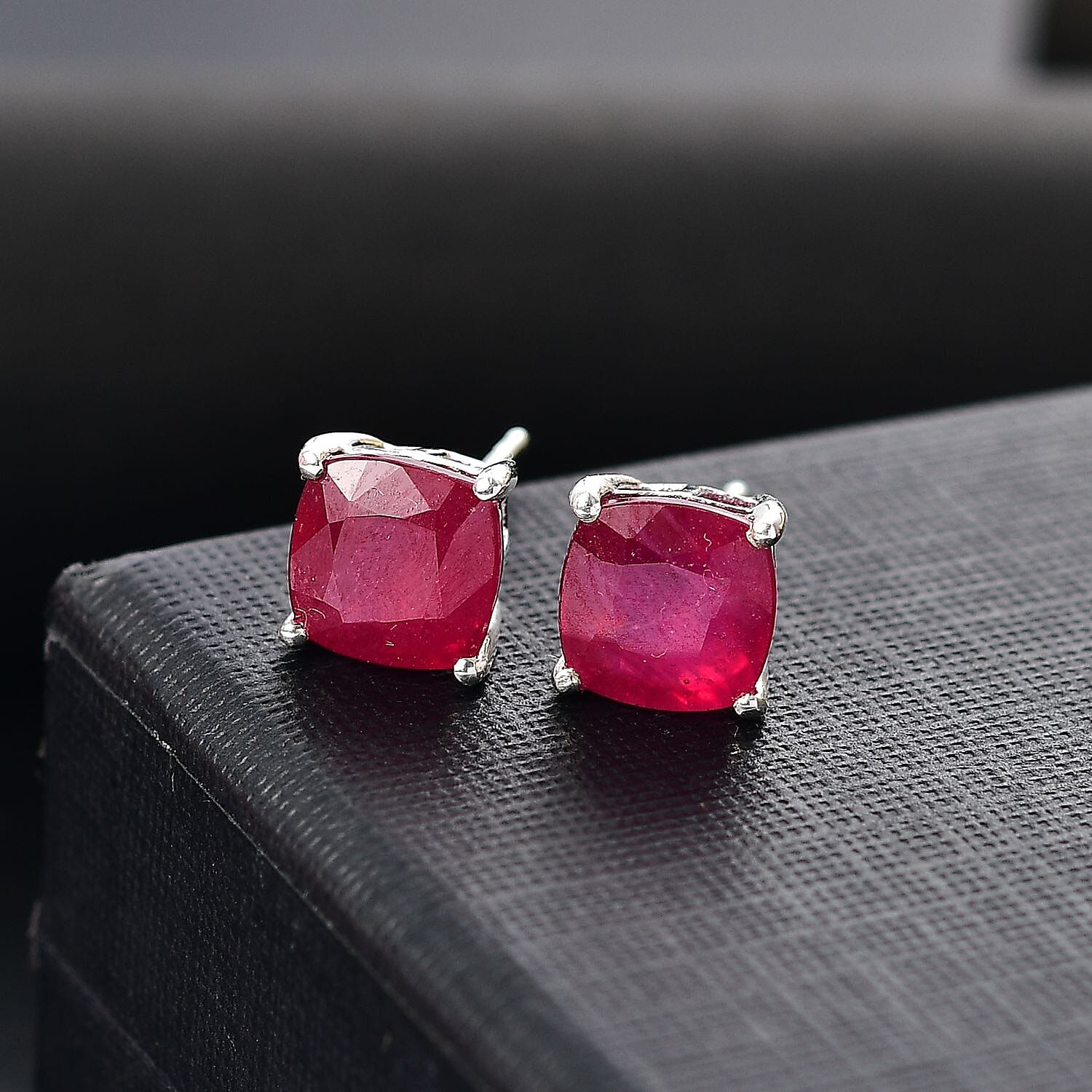 Default Title - Product card gallery slide 2 (10145892860187)