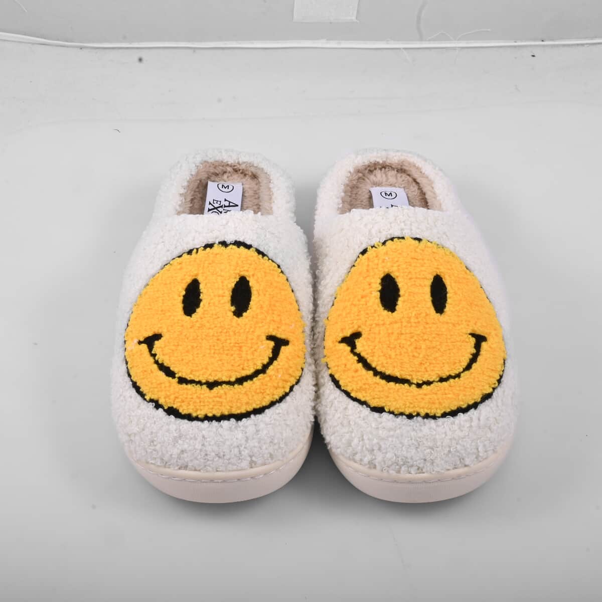 American Exchange Women's White Smiley Face Memory Foam Slippers - Medium (Ships in 5 Business Days) image number 0