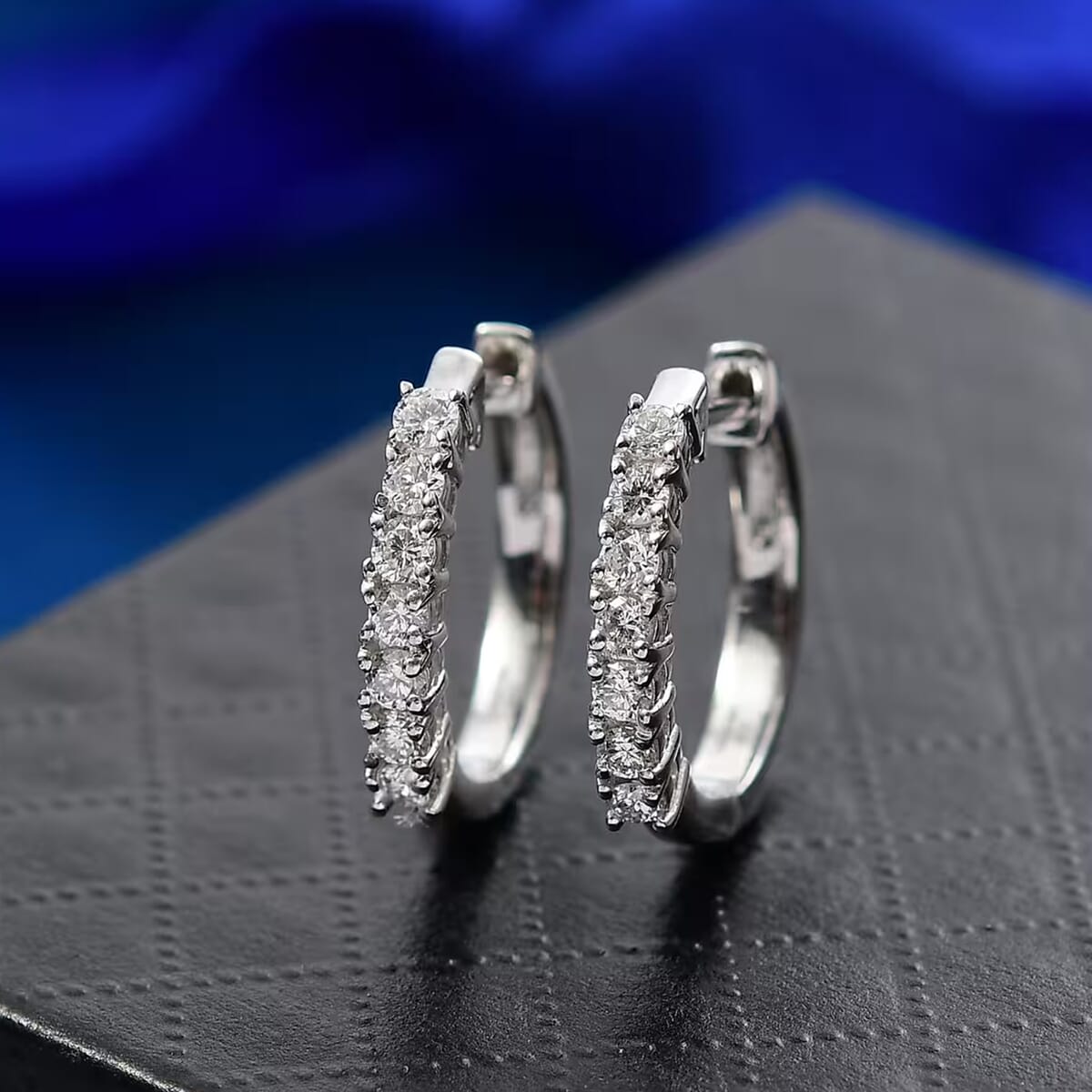 Luxuriant Lab Grown Diamond G-H I1 0.55 ctw Hoop Earrings in Rhodium Over Sterling Silver image number 7