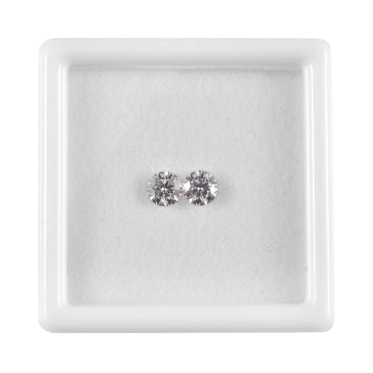 Moissanite Set of 2 (Rnd 5 mm) 0.85 ctw image number 0