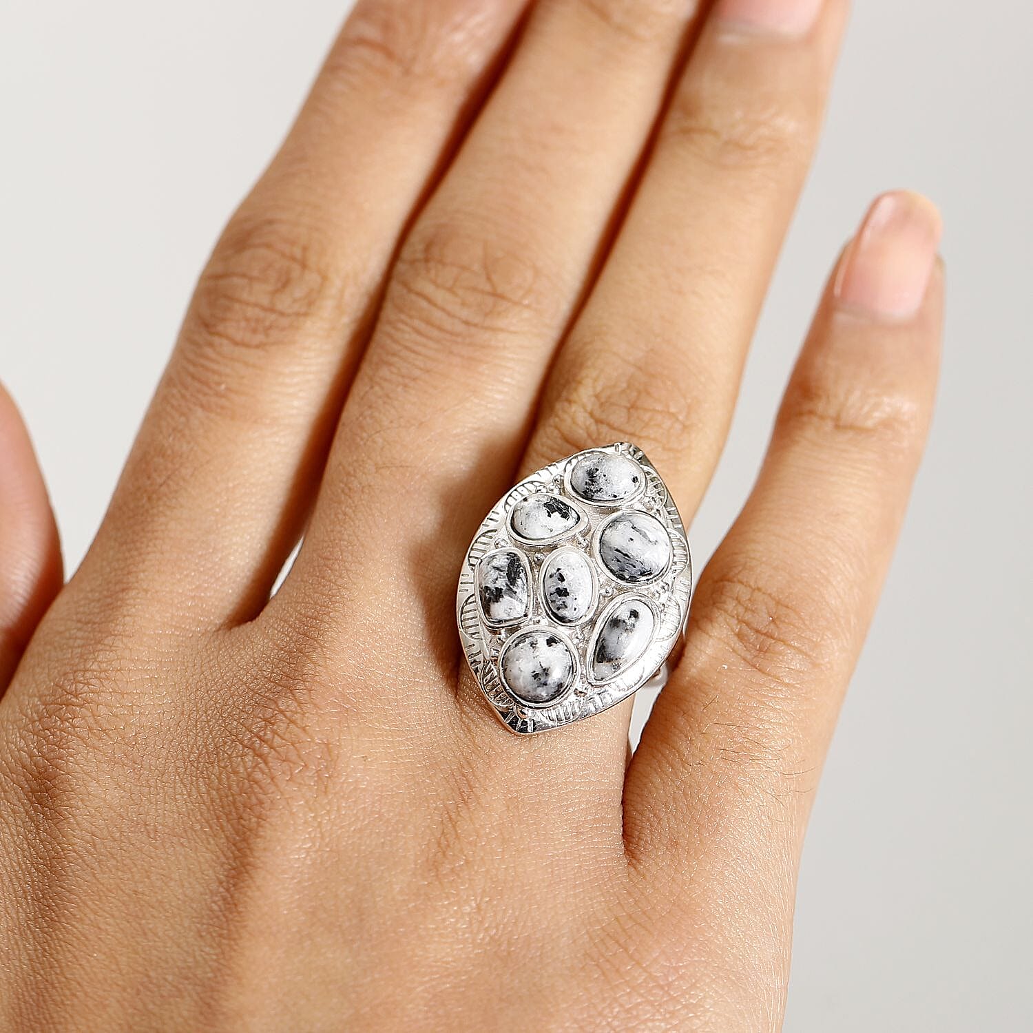 10 - Product card gallery slide 3 (10145896202523)