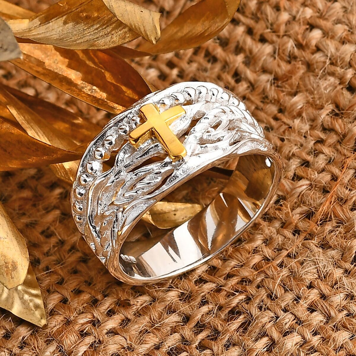 Bali Legacy 22K YG and Sterling Silver Cross Ring (Size 8.0) 5.61 Grams image number 1
