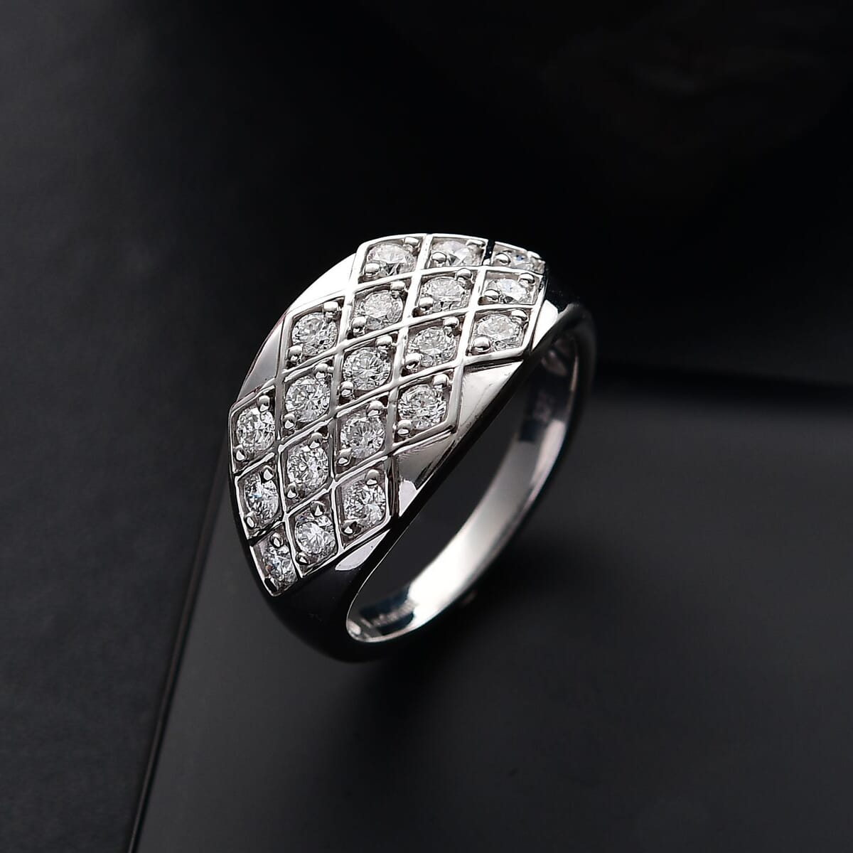 Luxuriant Lab Grown Diamond G-H SI 1.00 ctw Art Deco Ring in Rhodium Over Sterling Silver (Size 8.0) image number 1