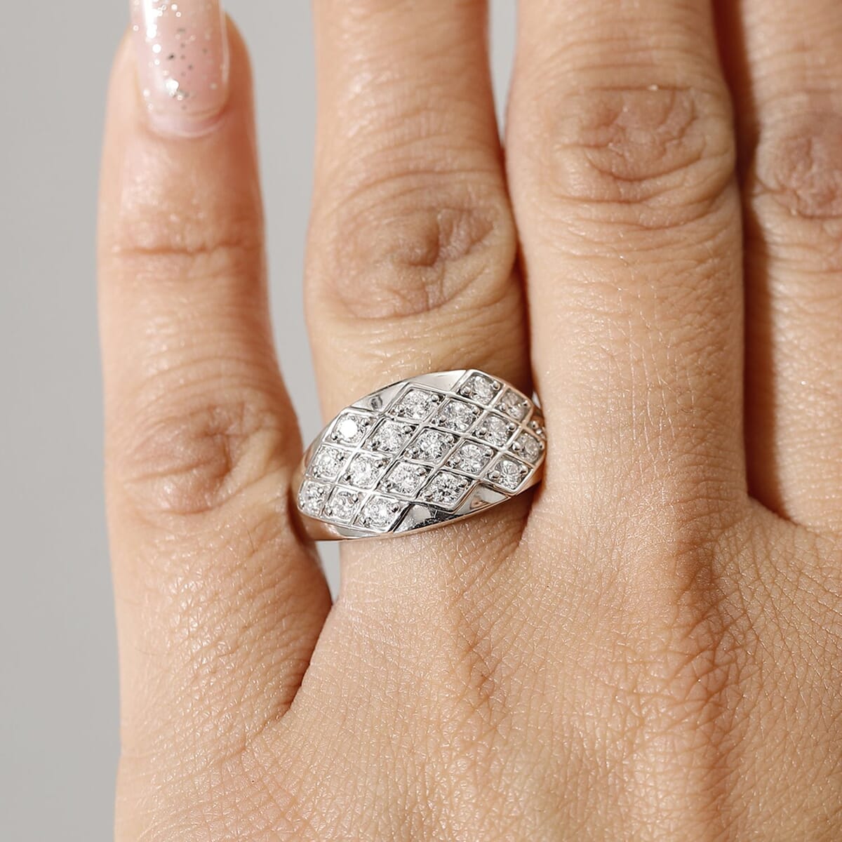 Luxuriant Lab Grown Diamond G-H SI 1.00 ctw Art Deco Ring in Rhodium Over Sterling Silver (Size 8.0) image number 2