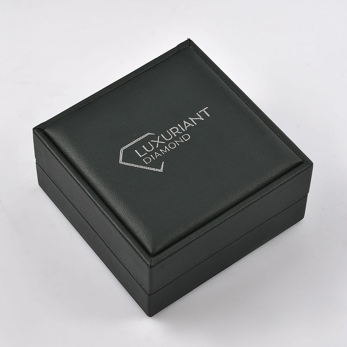 Luxuriant Lab Grown Diamond G-H SI 0.20 ctw Cross Ring in Rhodium Over Sterling Silver (Size 9.0) image number 8