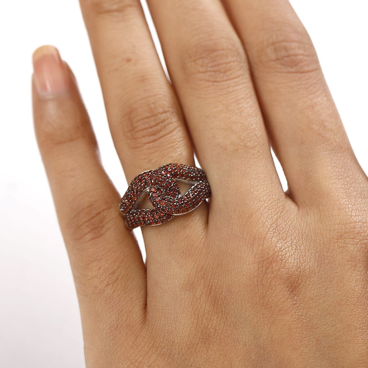 Karis Premium Mozambique Garnet 1.35 ctw Interlocking Ring in Platinum Bond (Size 8.0) image number 2