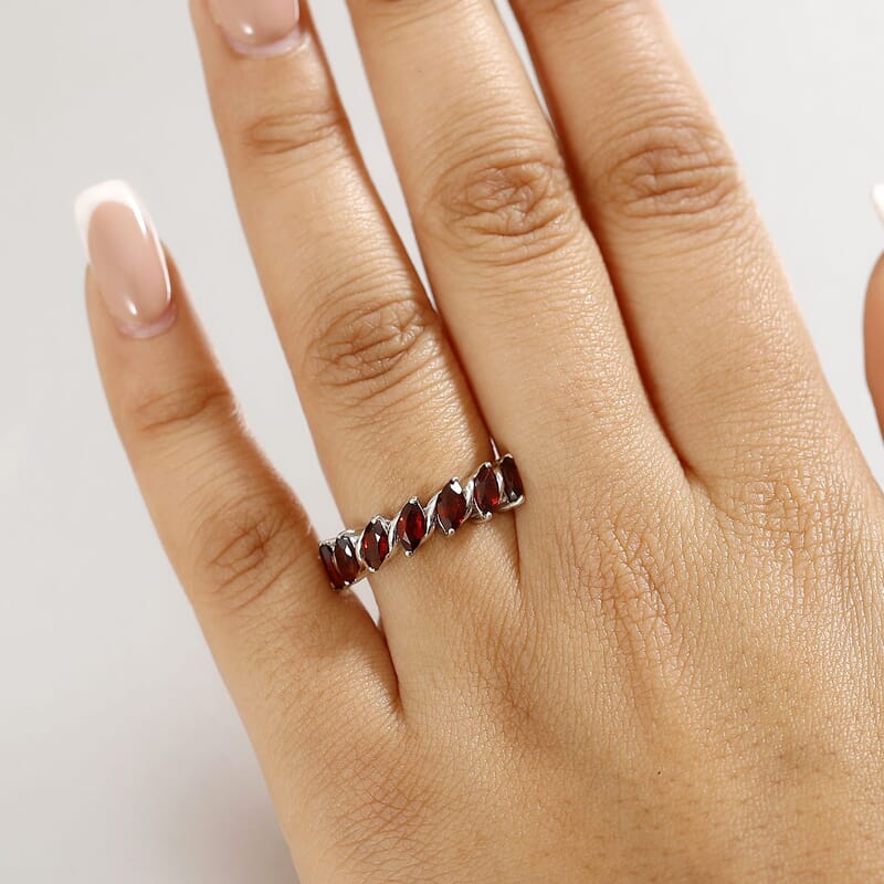 D'Joy Mozambique Garnet Fancy Ring in Rhodium Over Sterling Silver (Size 10.0) 2.20 ctw