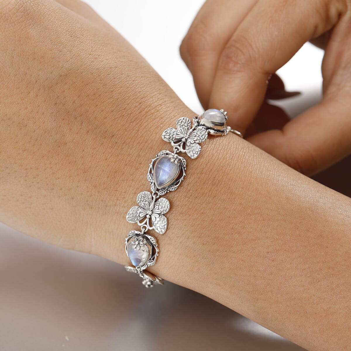 Indian Artisan Crafted Premium Rainbow Moonstone 10.10 ctw Mystic Butterfly Bracelet Sterling Silver (6.50-8.0In) image number 2