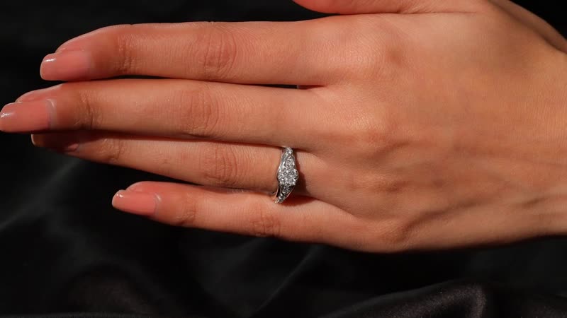 Luxuriant Lab Grown Diamond (G-H, SI) Floral Ring in Rhodium Over Sterling Silver (Size 7.0) 0.50 ctw