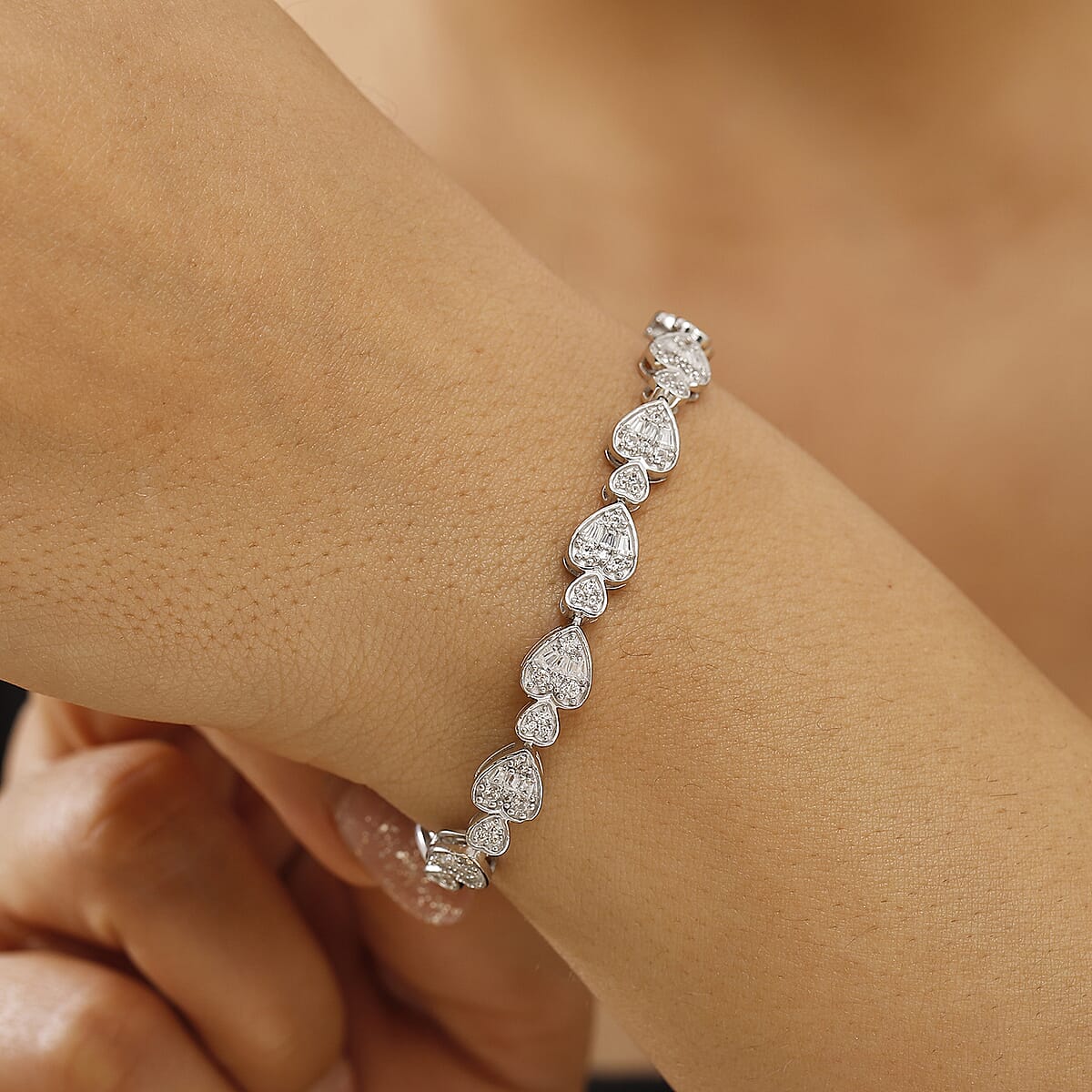 GP Amore Collection White Zircon 3.65 ctw Heart Bracelet in Rhodium Over Sterling Silver (6.50 In) image number 2