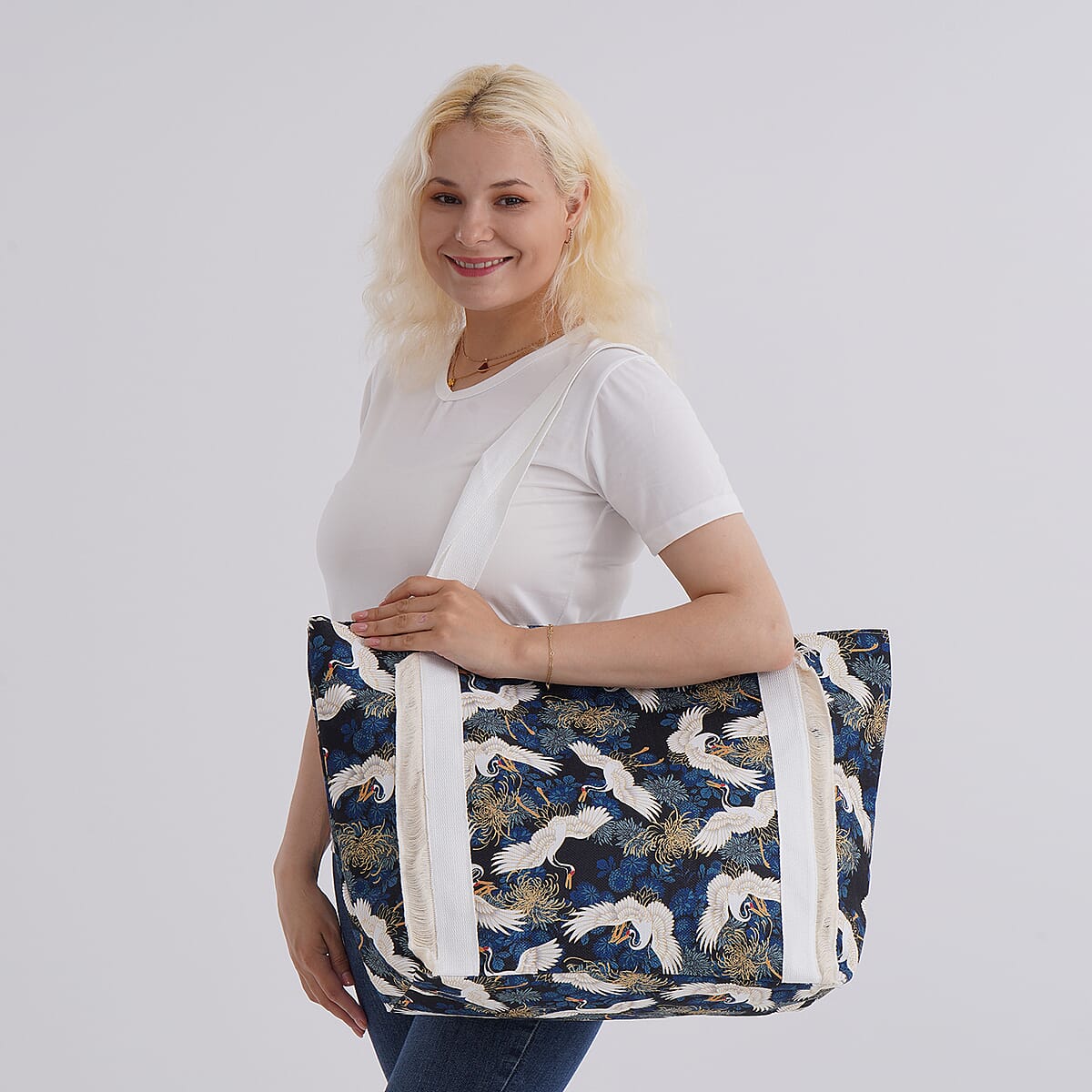White Crane Print Pattern Large Size Tote Bag image number 1