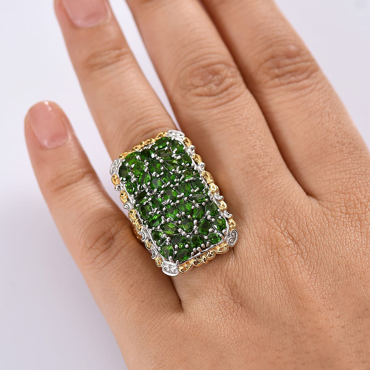 D'Joy Chrome Diopside 6.50 ctw Victorian Era Ring in 18K Vermeil YG and Rhodium Over Sterling Silver (Size 7.0) image number 2