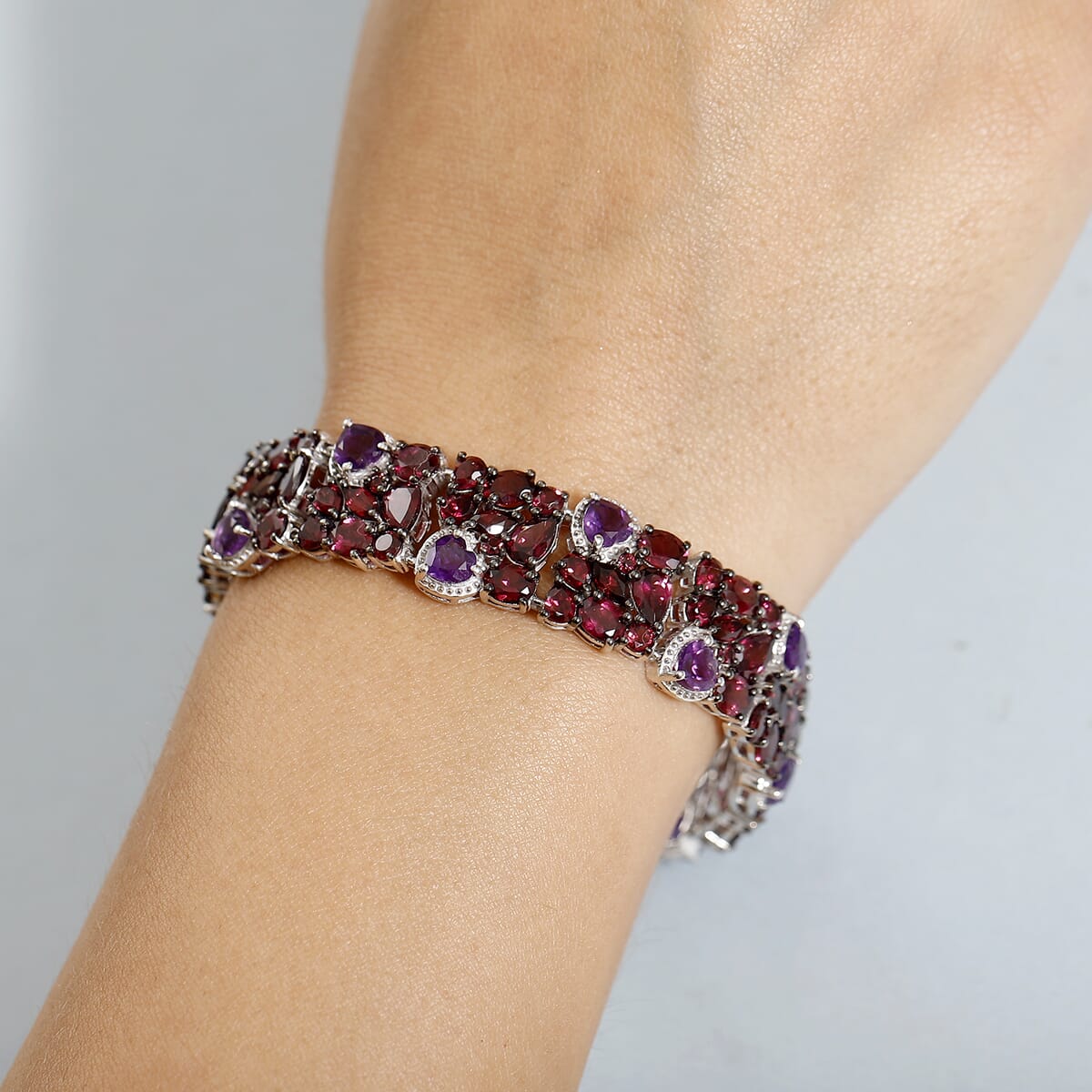 D'Joy Premium Orissa Rhodolite Garnet and African Amethyst 35.90 ctw Cluster Bracelet in Rhodium Over Sterling Silver (6.50 In) image number 2