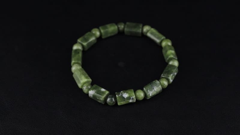 Connemara Marble Beaded Stretch 90.00 ctw Bracelet