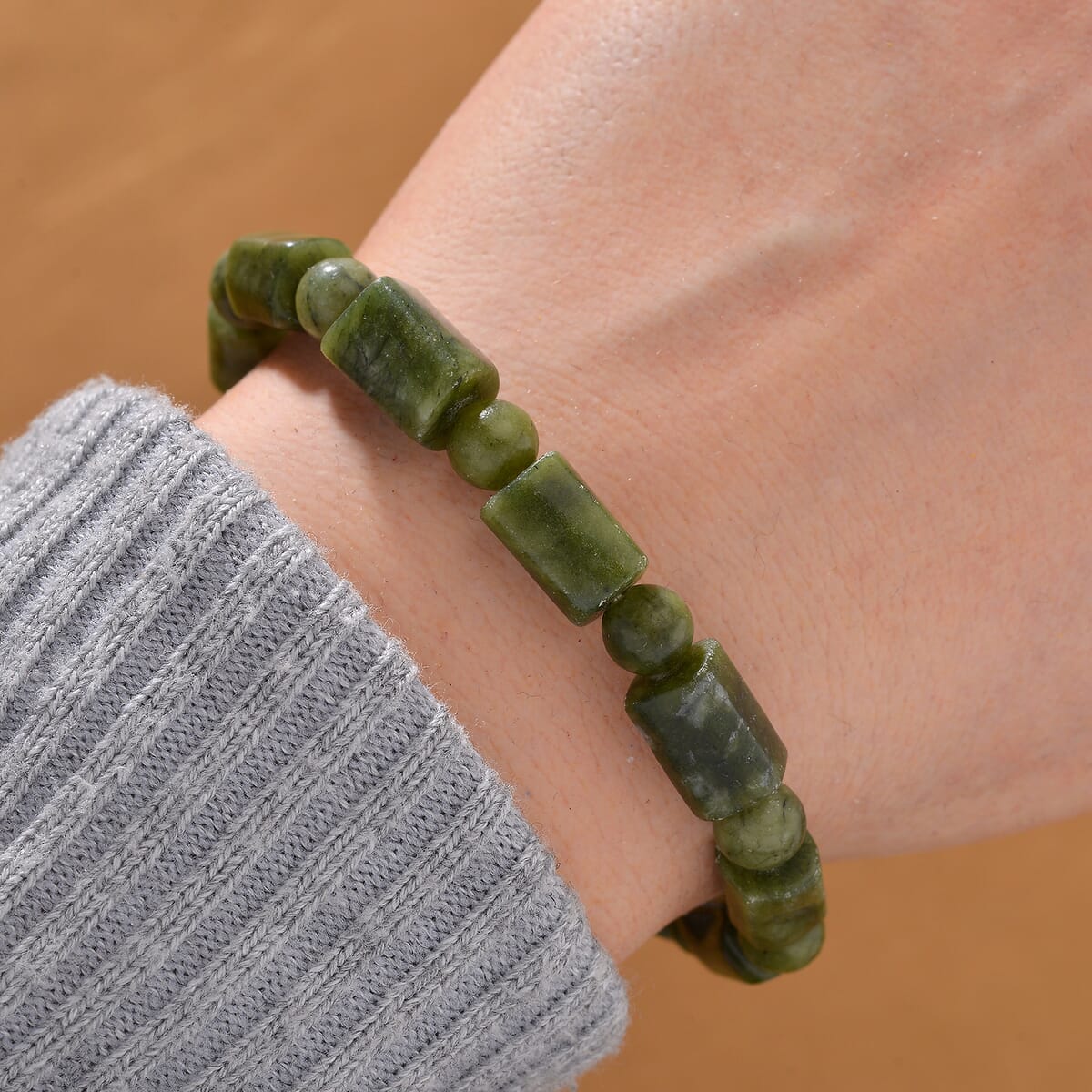 Connemara Marble Beaded Stretch 90.00 ctw Bracelet  image number 1