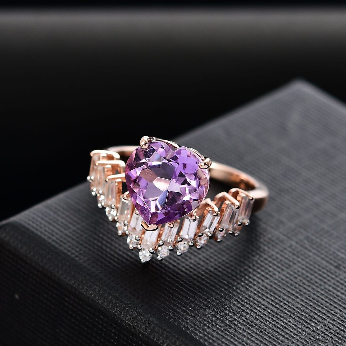 AAA Rose De France Amethyst and White Zircon 4.00 ctw Heart Chevron Ring in 18K Vermeil Rose Gold Over Sterling Silver (Size 8.0) image number 1