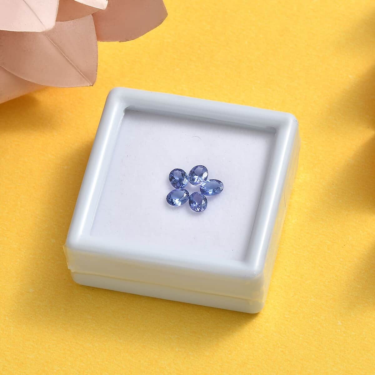 Tanzanite Assorted Box (Ovl 5x4 mm) 1.70 ctw image number 1