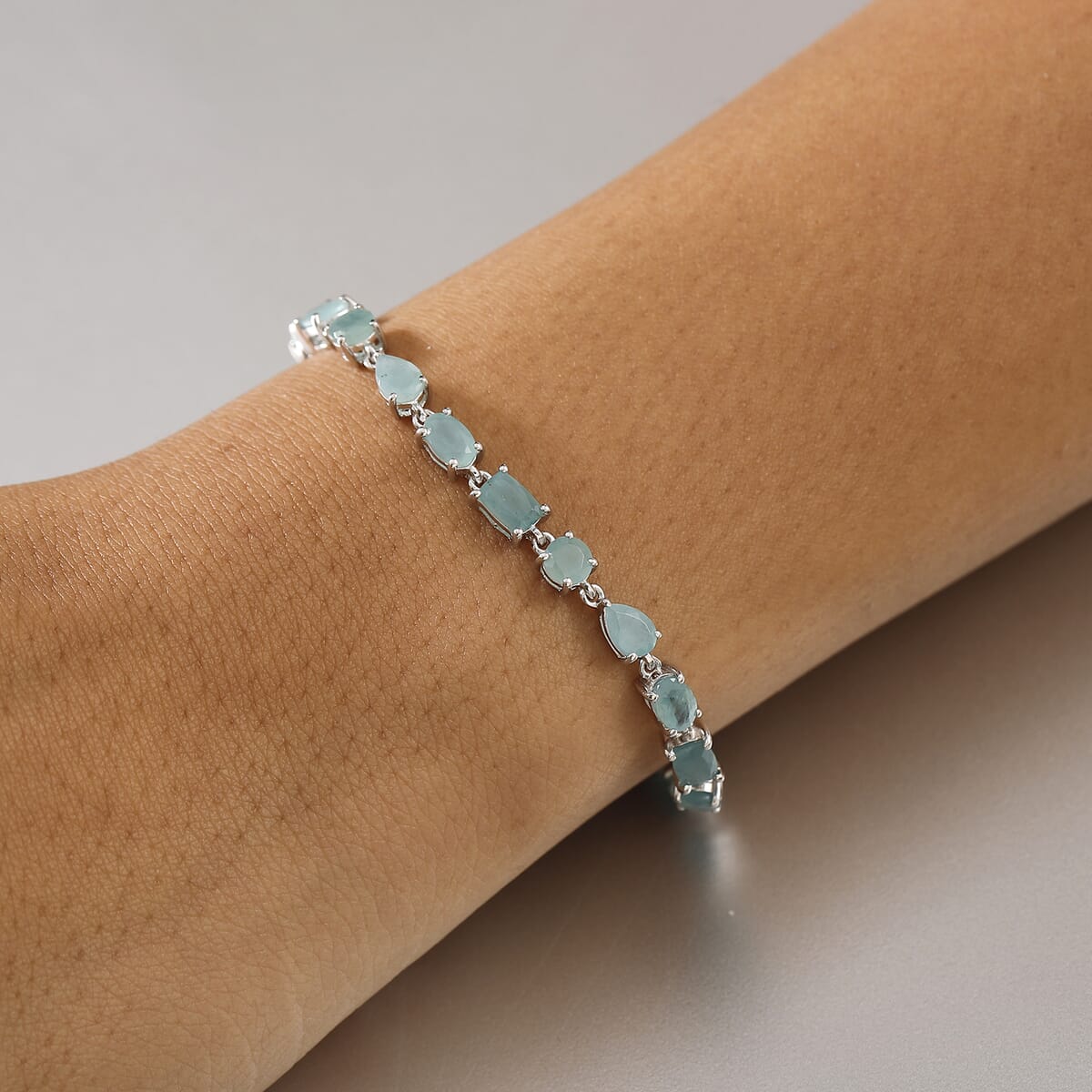 Grandidierite 10.15 ctw Link Bracelet in Rhodium Over Sterling Silver (7.25 In) image number 2