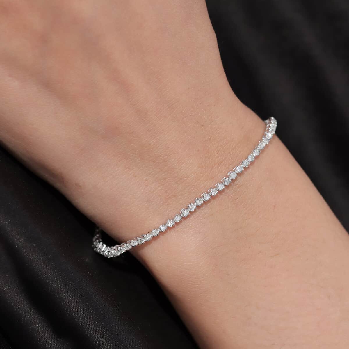 Luxuriant Lab Grown Diamond Bracelet in Rhodium Over Sterling Silver (6.50 In) 1.00 ctw image number 2