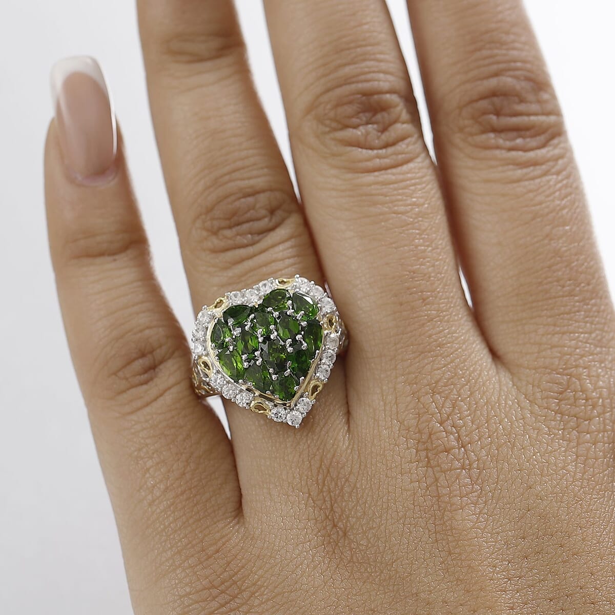 Chrome Diopside and White Zircon 3.70 ctw Heart Ring in 18K Vermeil YG and Rhodium Over Sterling Silver (Size 6.0) image number 2