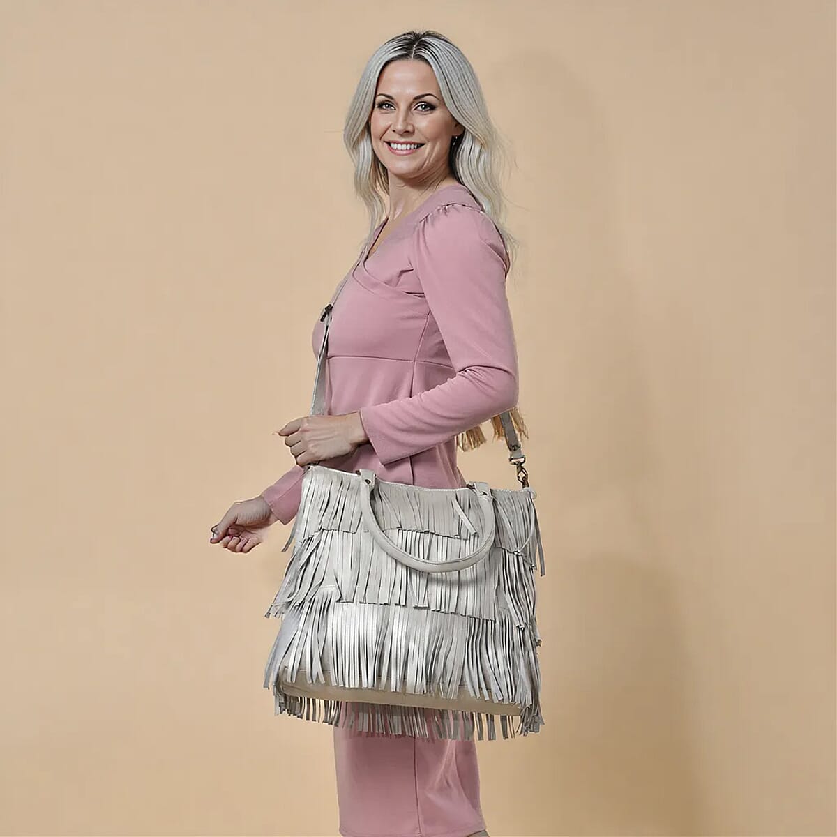 Silver Genuine Leather In Metallic Look Fringes Tote Bag image number 2