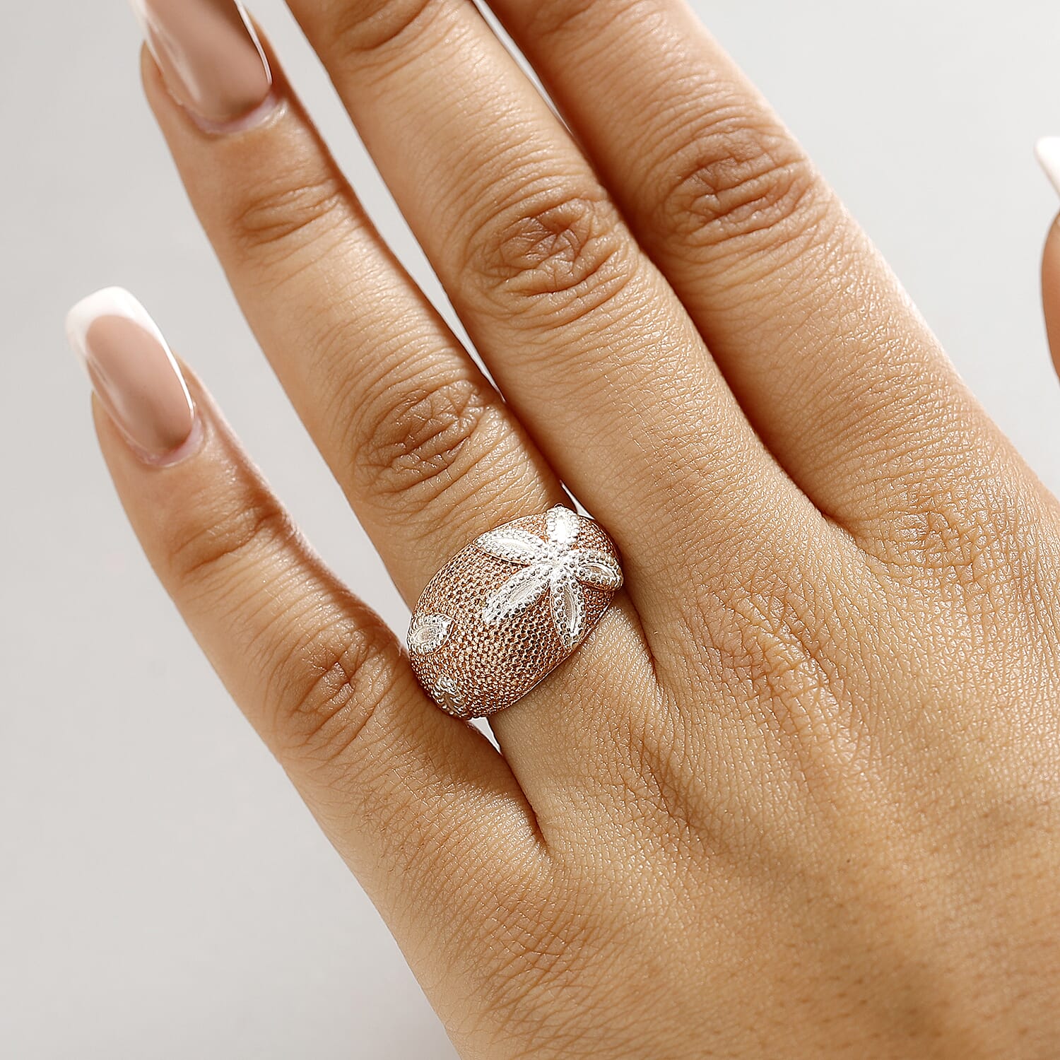 Champagne Diamond / 10 - Product card gallery slide 3 (9432584028415)