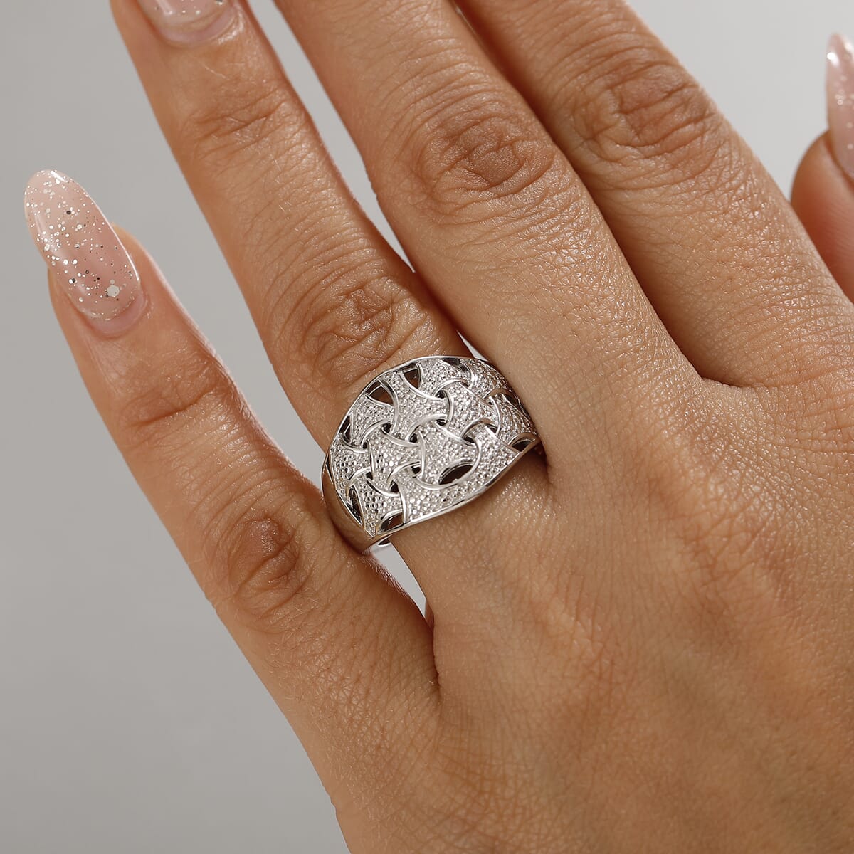 Karis Diamond Accent Fancy Ring in Platinum Bond (Size 9.0) image number 2
