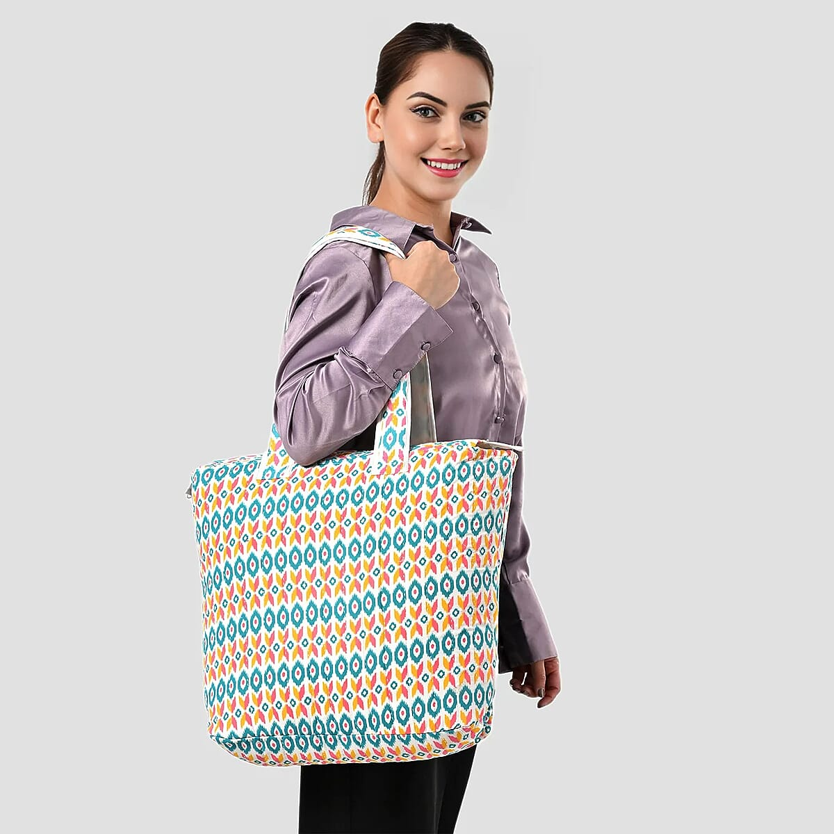 White Ikat Pattern Hand Stitched Kantha Cotton Tote Bag image number 1