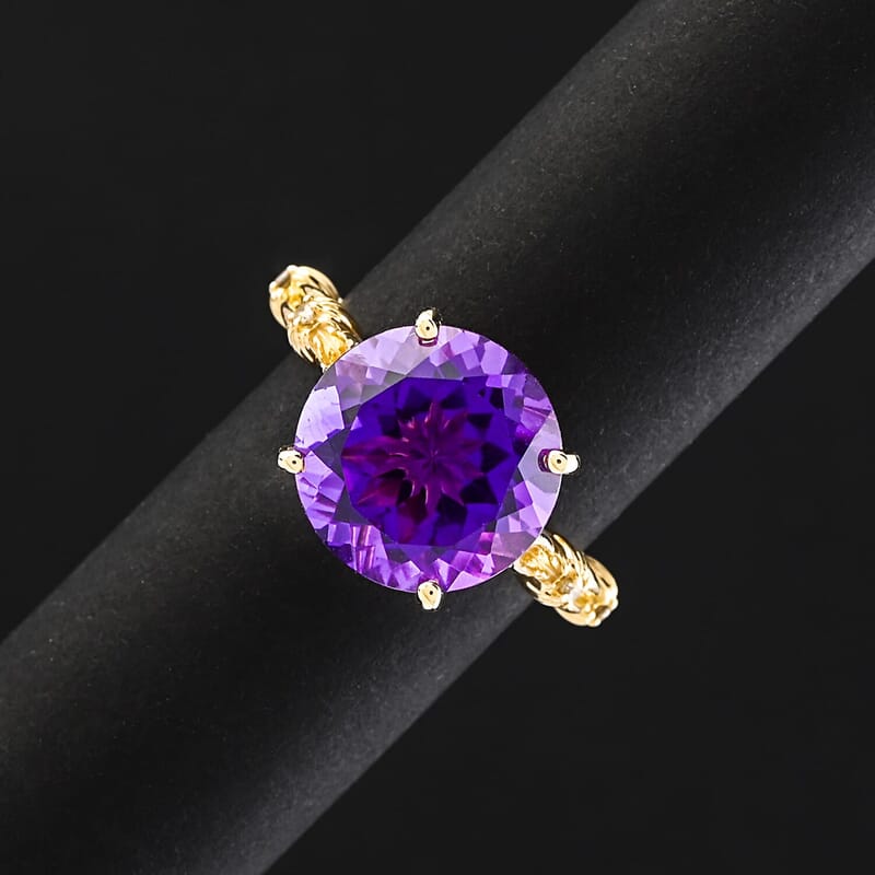 Certified & Appraised Luxoro AAA Natural Lusaka Amethyst and G-H I2 Diamond 6.52 ctw Ring in 10K Yellow Gold (Size 10.5) 4.60 Grams