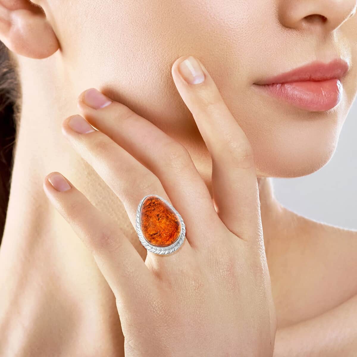 Baltic Amber Ring in Sterling Silver (Size 5.0) image number 2