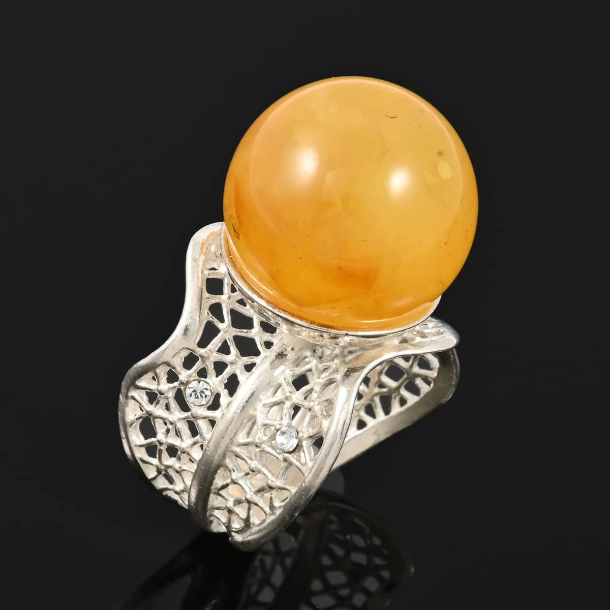 Butterscotch Amber Ring in Sterling Silver (Size 8.0) image number 1