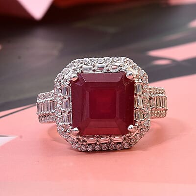 Premim Niassa Ruby (FF) and Moissanite 9.10 ctw Halo of Majesty Ring in Rhodium Over Sterling Silver (Size 10.0)