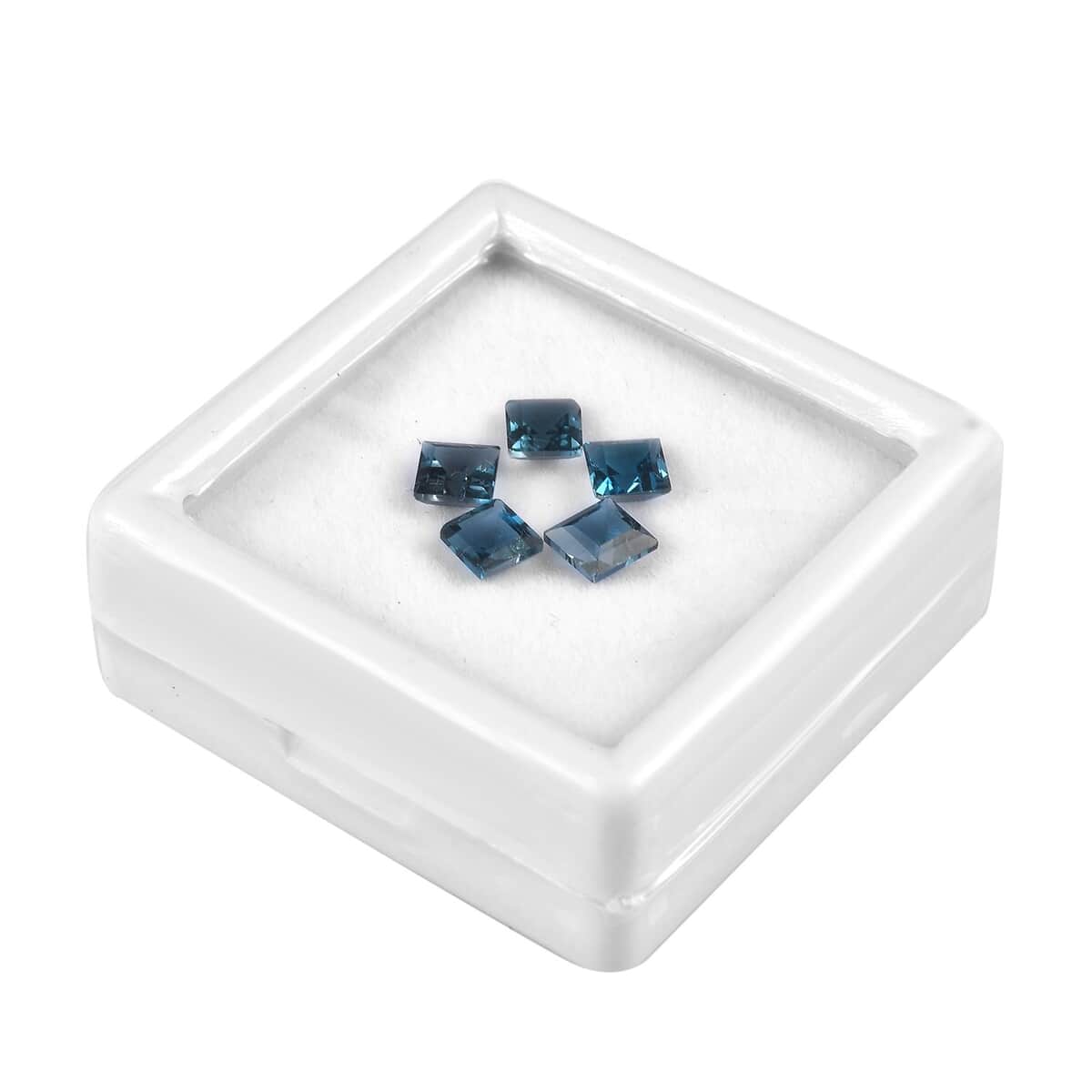 London Blue Topaz Assorted Box (Sqr 5 mm) 3.56 ctw image number 2