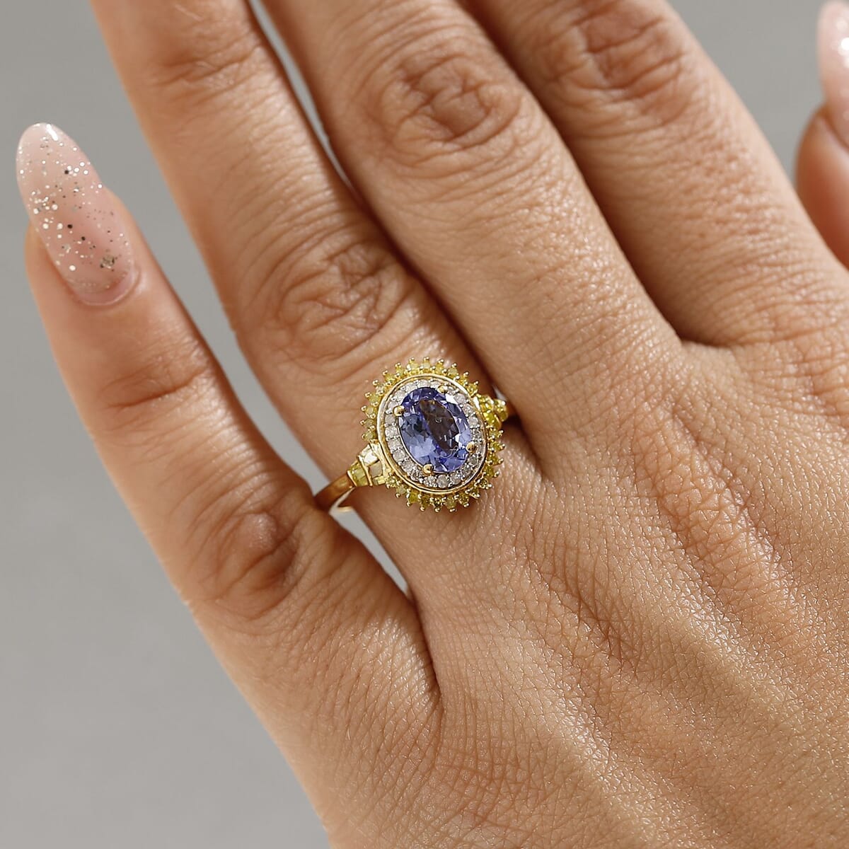 Tanzanite, Yellow and White Diamond 1.60 ctw Sunburst Ring in 18K Vermeil Yellow Gold Over Sterling Silver (Size 7.0) image number 2