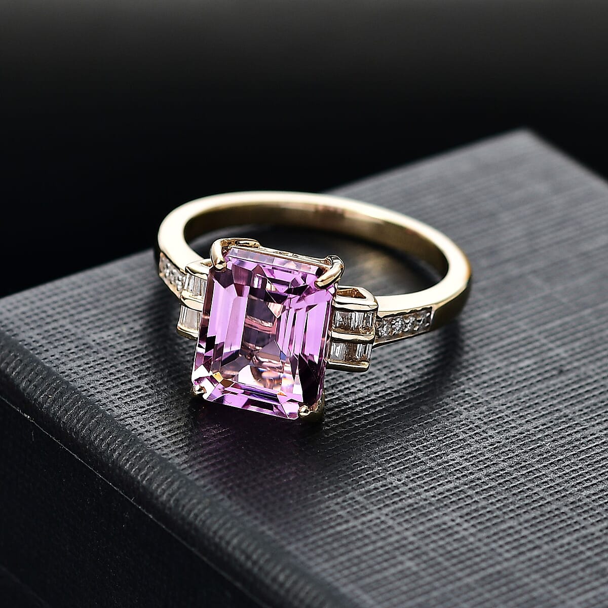 Luxoro Premium Martha Rocha Kunzite and Diamond I2 6.10 ctw Ring in 10K Yellow Gold (Size 9.0) image number 1
