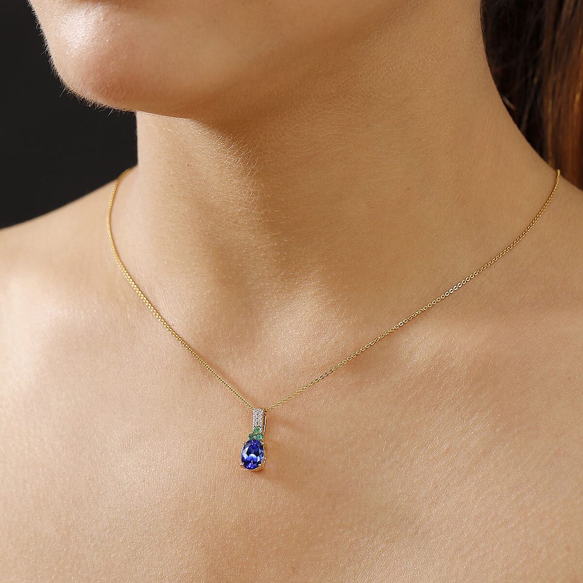 14K Yellow Gold  AAA   Tanzanite ,  Colombian Emerald ,  White Diamond  I2 Main Stone With Side Stone Pendant ,  Gold Wt. 1.3 g 1.78 ctw image number 2