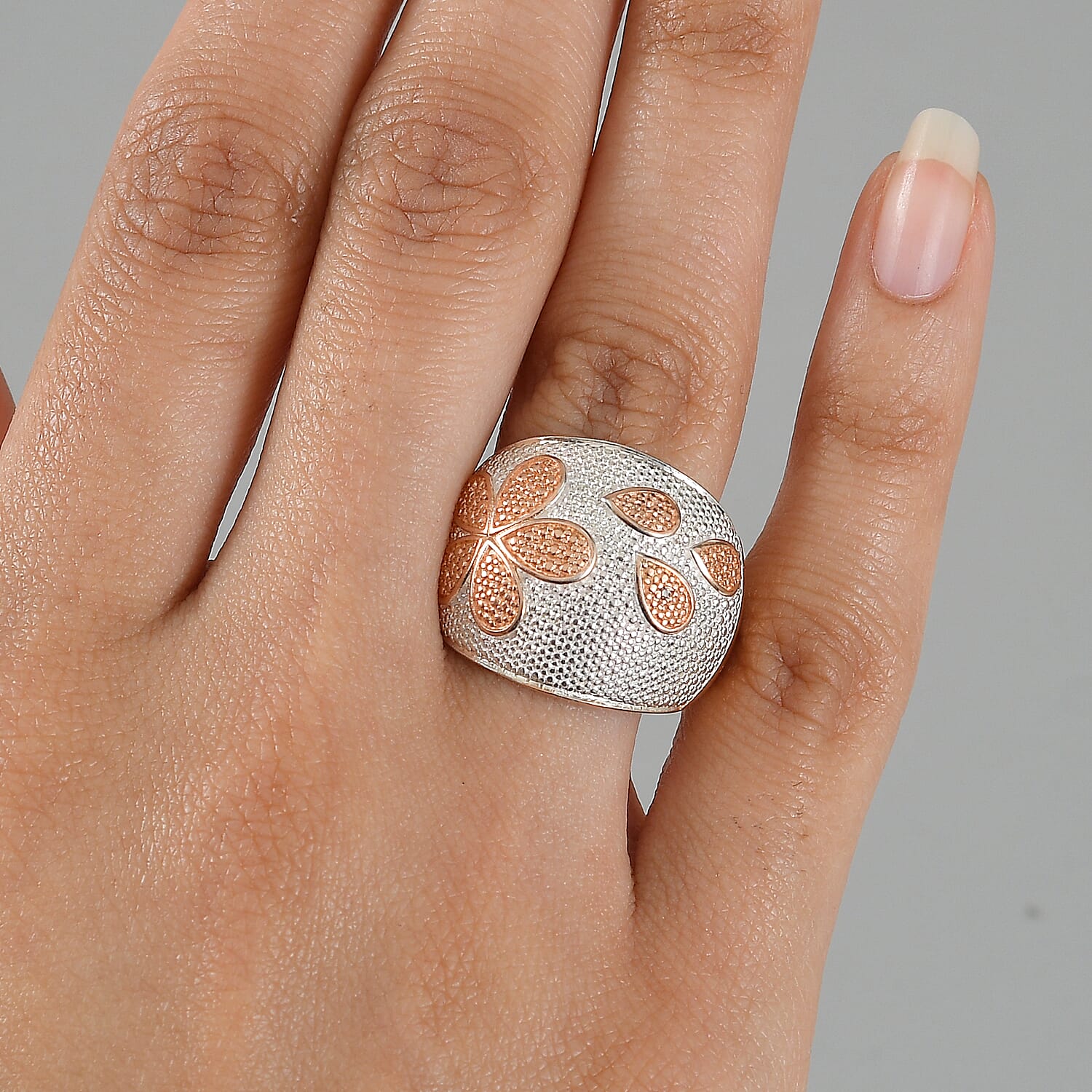 Champagne Diamond / 10 - Product card gallery slide 3 (9432599494911)