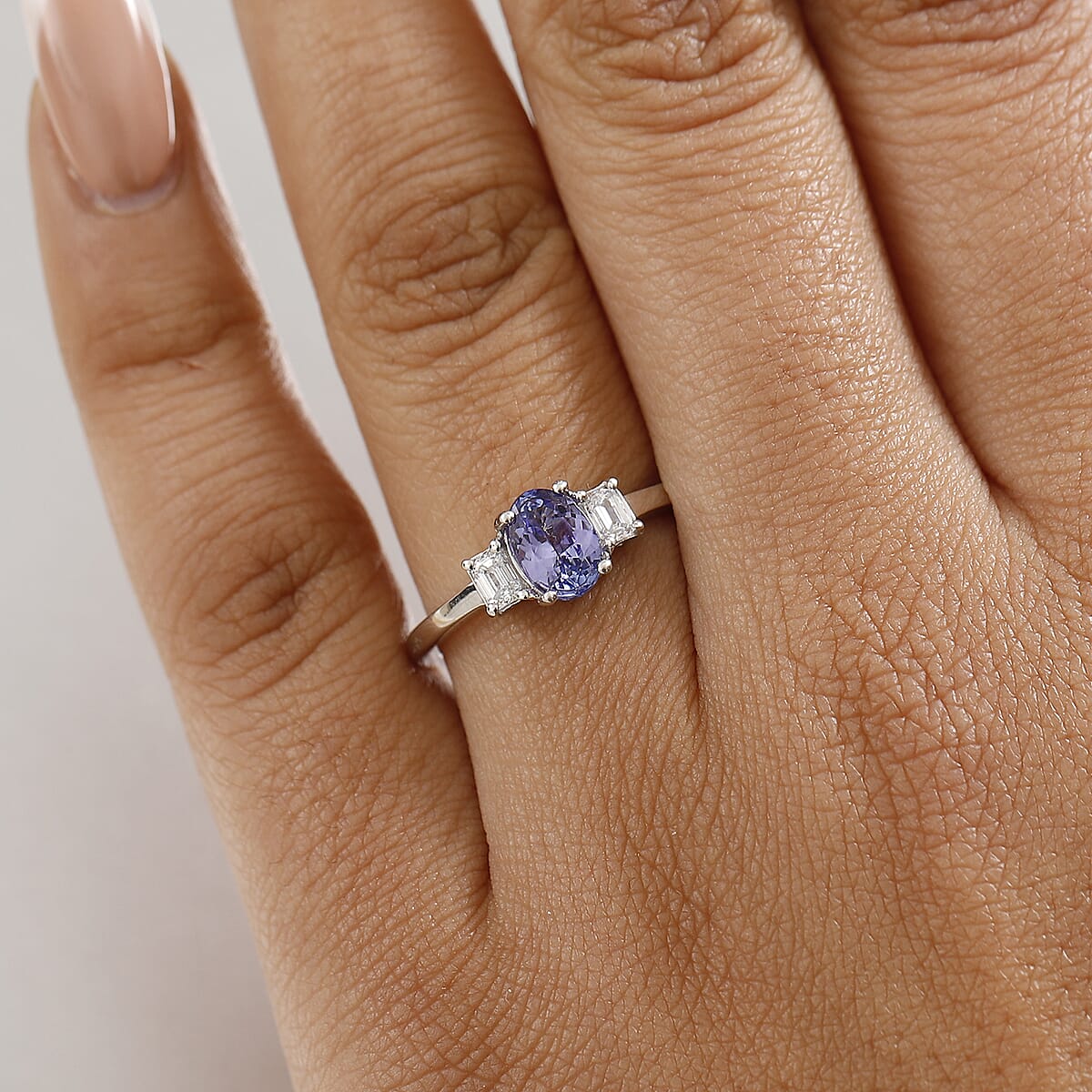 Premium Tanzanite and Luxuriant Lab Grown Diamond (VS) 1.30 ctw Statement Ring in Rhodium Over Sterling Silver (Size 9.0) image number 2