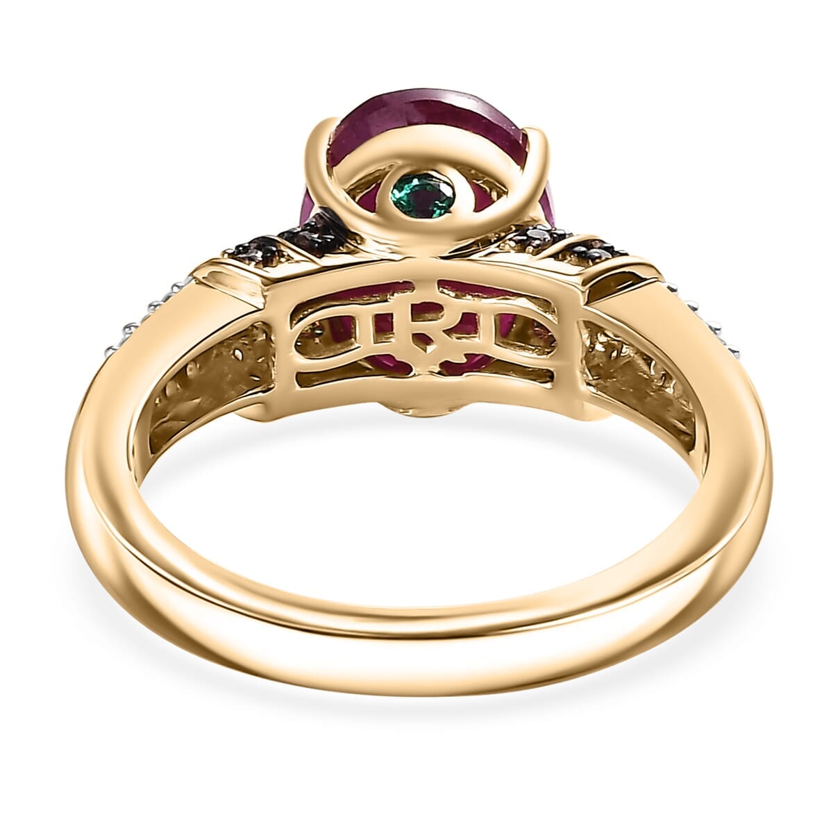 Luxoro 10K Yellow Gold AAA Montepuez Ruby, Boyaca Colombian Emerald, Natural Champagne and White Diamond (I2) (0.26 cts) Ring (Size 6.0) 4.76 ctw image number 4