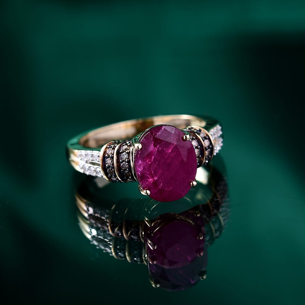 Luxoro AAA Montepuez Ruby, Boyaca Colombian Emerald, Natural Champagne and White Diamond I2 4.75 ctw Crimson Luxe Ring in 10K Yellow Gold (Size  7.0) image number 1