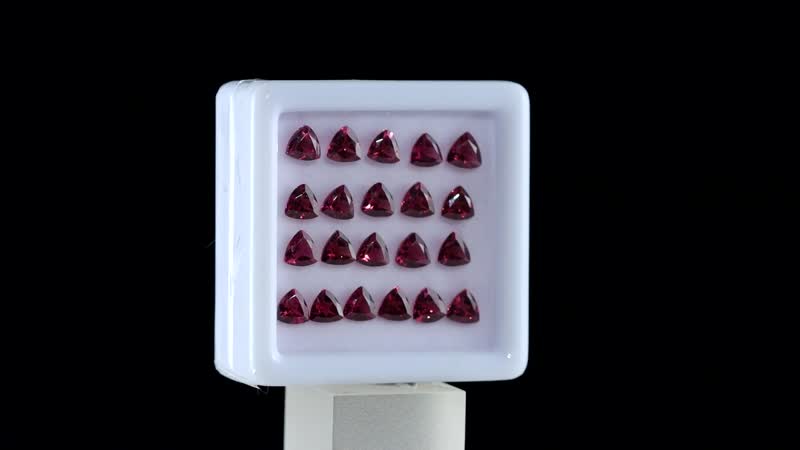 Orissa Rhodolite Garnet Assorted Box (Trl 5 mm) 10.00 ctw