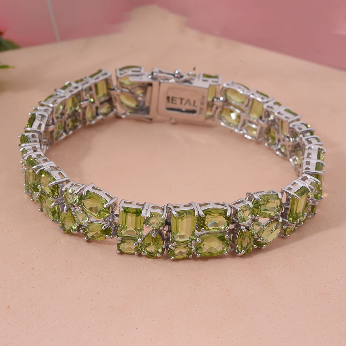 Peridot 34.90 ctw Bracelet in Rhodium Over Sterling Silver (7.25 In) image number 1
