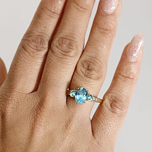 Luxoro Premium Blue Apatite, Boyaca Colombian Emerald and Diamond I2 2.65 ctw Ring in 10K Yellow Gold (Size 8.0)