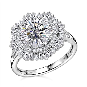 D'Joy Heart and Arrow Cut Moissanite 4.40 ctw Art Deco Ring in Rhodium Over Sterling Silver (Size 8.0)