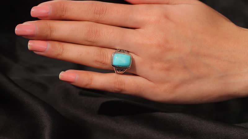 Artisan Crafted Royston Rectangular Turquoise Ring in Sterling Silver (Size 10.0)